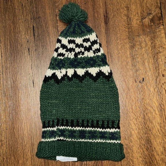 Wool knitted geeen Santa sweater hat with Pom Pom - Picture 2 of 8